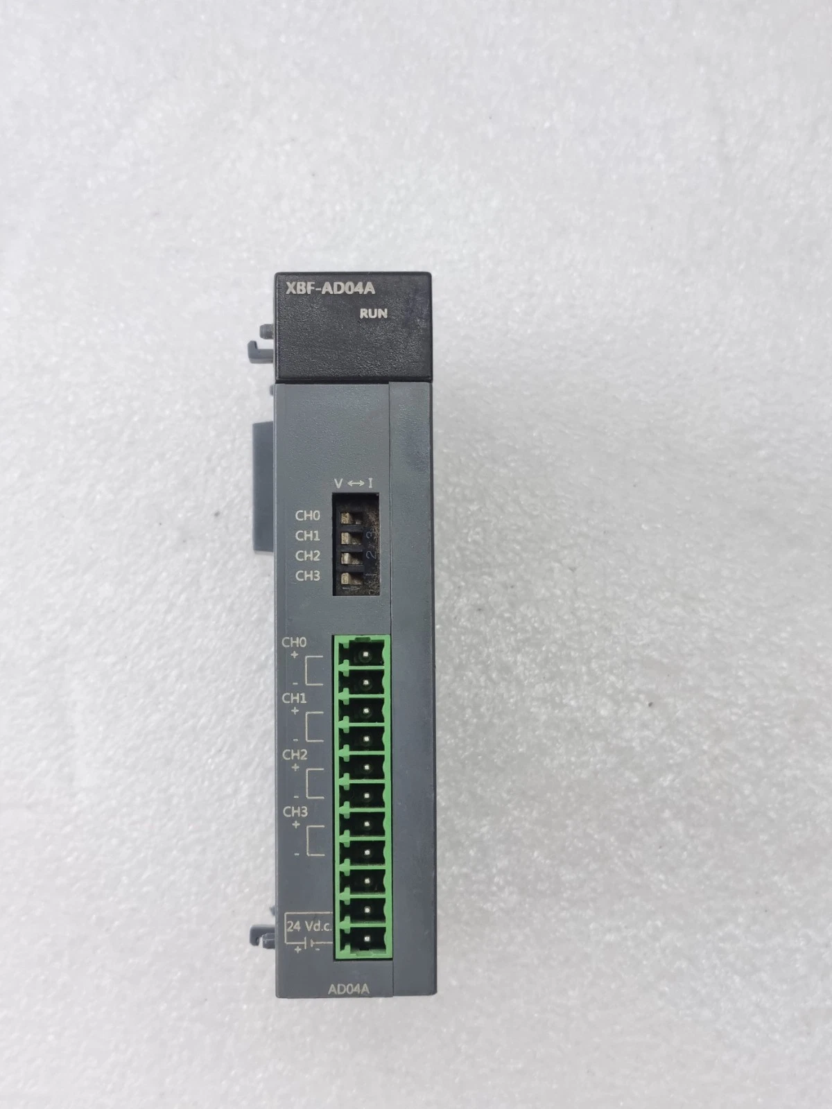 LS XBF-AD04A A/D CONVERTER 4 Channel ANALOG INPUT MODULE (Tested Working)